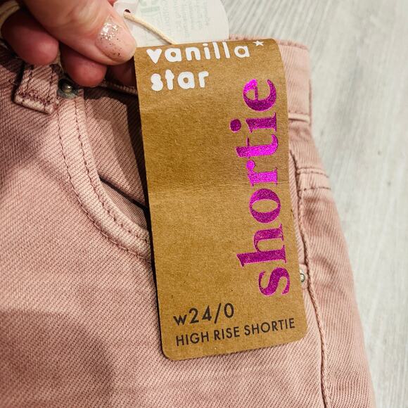 NWT Vanilla Star Shortie Pink Shorts - Picture 2 of 4